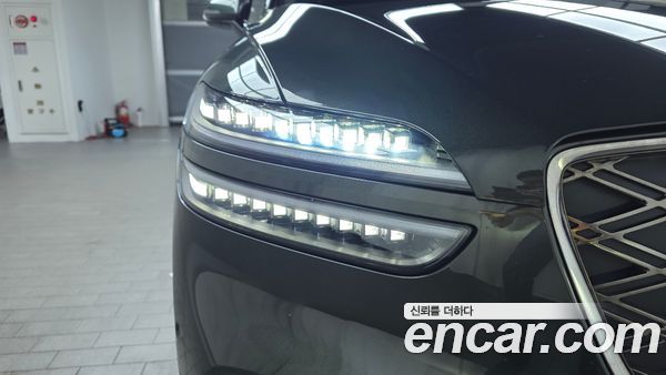 Genesis GV70 2025, фото 7
