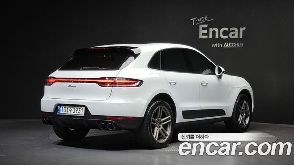 Porsche Macan 2021