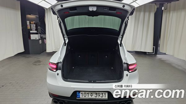 Porsche Macan 2021, фото 22