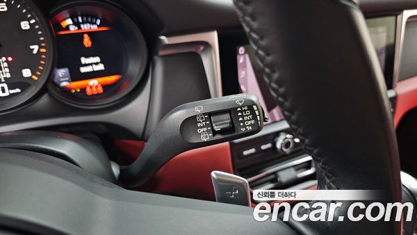 Porsche Macan 2021, фото 25
