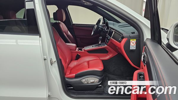Porsche Macan 2021, фото 15