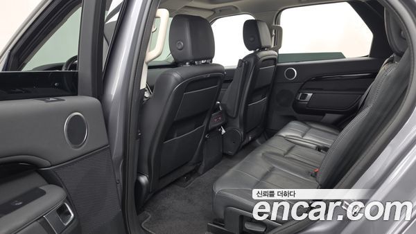 Land Rover Discovery 2020, фото 16