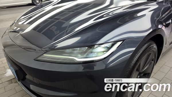 Tesla Model 3 2024, фото 8