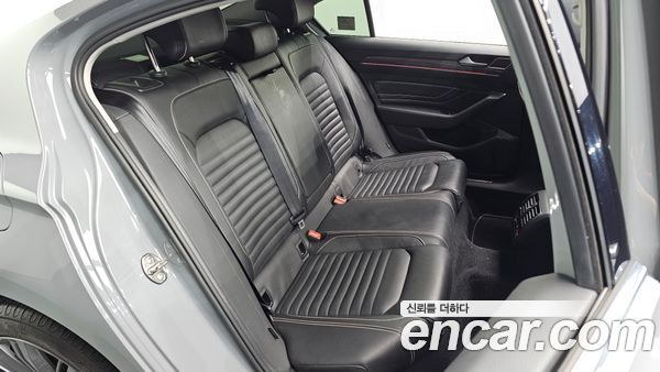 Volkswagen Passat 2022, фото 16