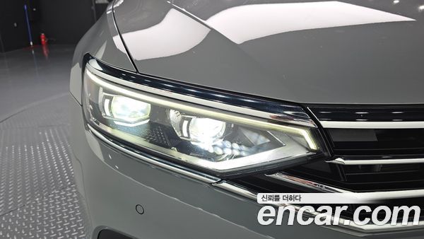 Volkswagen Passat 2022, фото 7