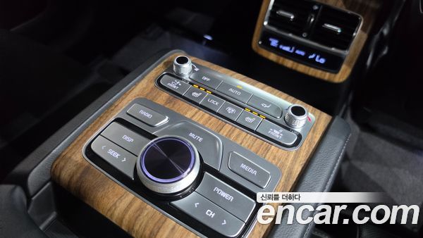 Kia K9 2022, фото 35