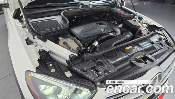 Mercedes-Benz GLE 2021, фото 6