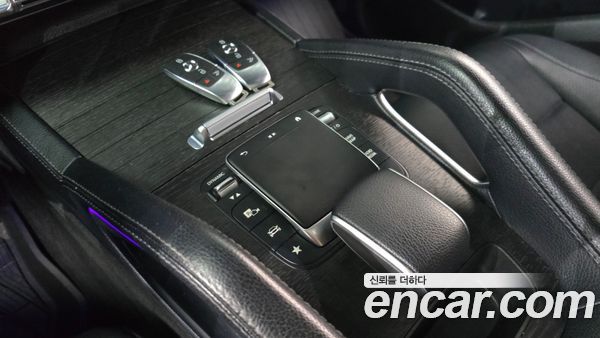 Mercedes-Benz GLE 2021, фото 29