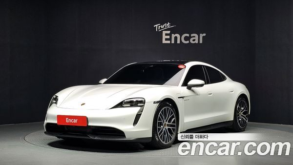 Porsche Taycan 2023