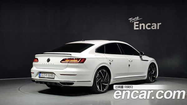 Volkswagen Arteon 2020, фото 2