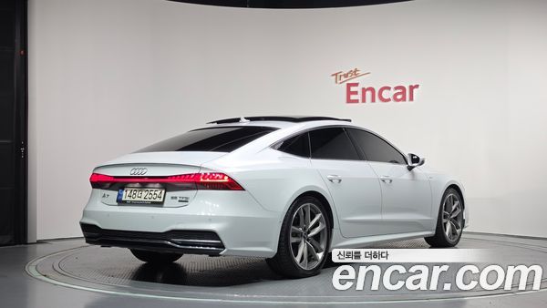 Audi A7 2021, фото 2
