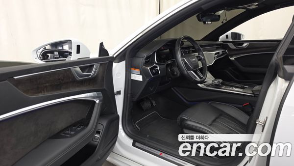Audi A7 2021, фото 13