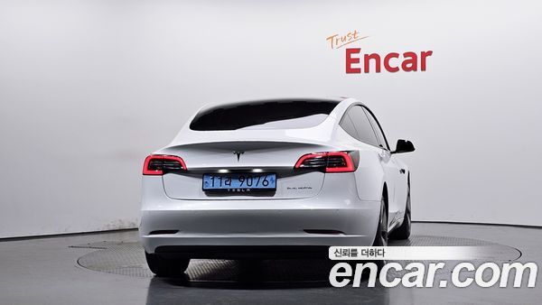 Tesla Model 3 2021, фото 3