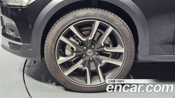 Volvo V90 2024, фото 5