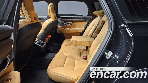 Volvo V90 2024, фото 30