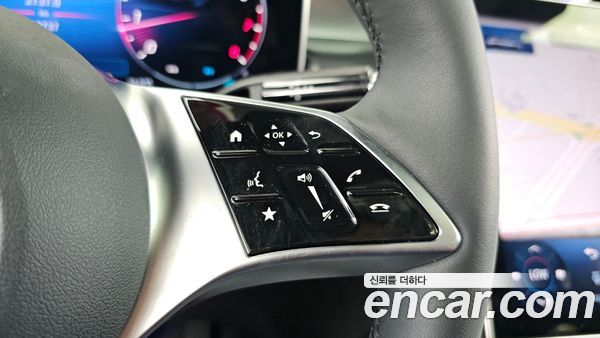 Mercedes-Benz GLC 2026, фото 32
