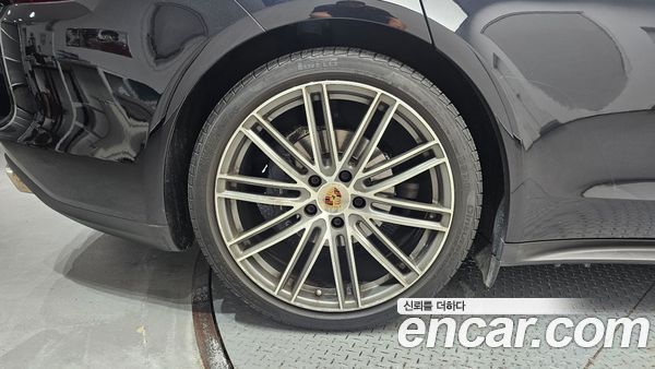 Porsche Panamera 2020, фото 5