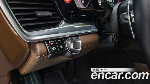 Porsche Panamera 2020, фото 26
