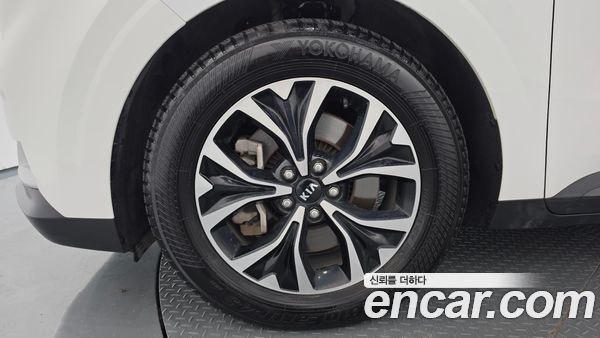 Kia Carnival 2021, фото 5