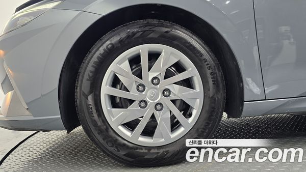 Hyundai Elantra 2021, фото 5