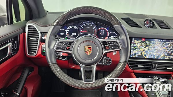 Porsche Cayenne 2020, фото 20