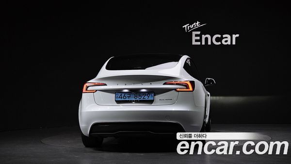 Tesla Model 3 2024, фото 3
