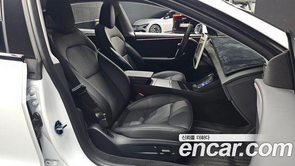 Tesla Model 3 2024, фото 15