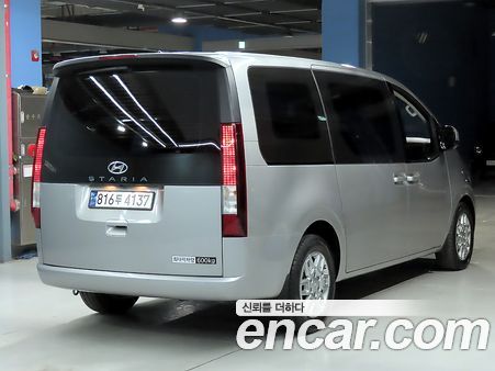 Hyundai Staria 2023, фото 4