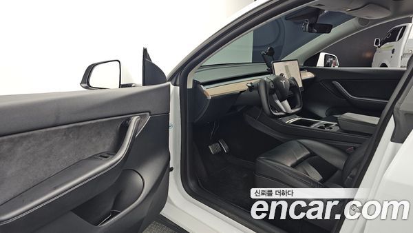 Tesla Model Y 2021, фото 12