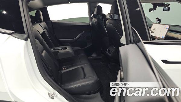 Tesla Model Y 2021, фото 16
