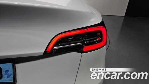 Tesla Model Y 2021, фото 8