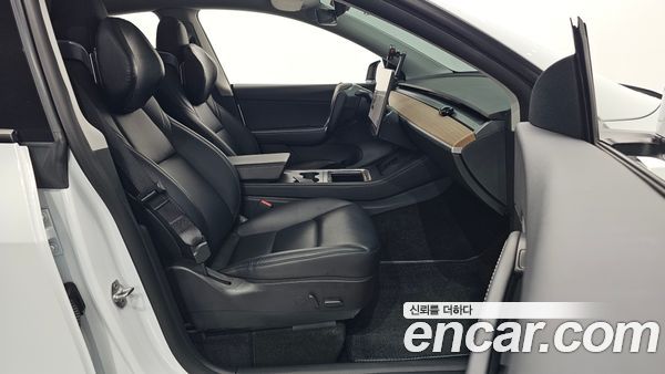 Tesla Model Y 2021, фото 15