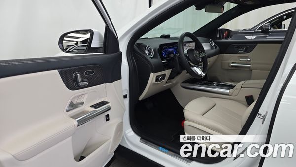 Mercedes-Benz EQA 2026, фото 13
