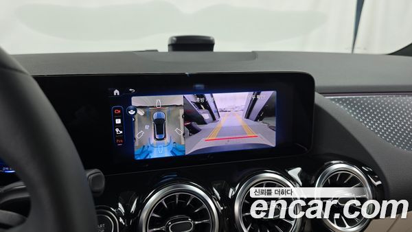 Mercedes-Benz EQA 2026, фото 21
