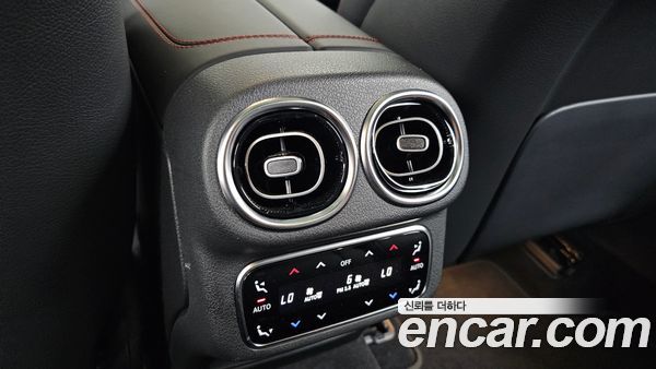 Mercedes-Benz GLC 2024, фото 31