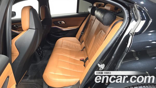 BMW 3 Series 2021, фото 16