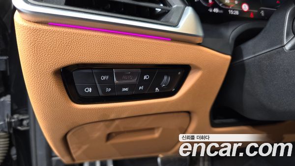 BMW 3 Series 2021, фото 25