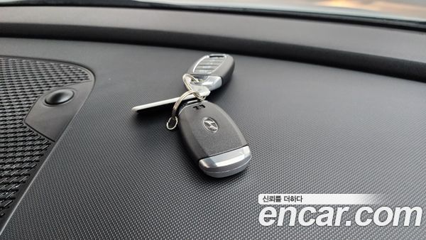 Hyundai Elantra 2023, фото 29