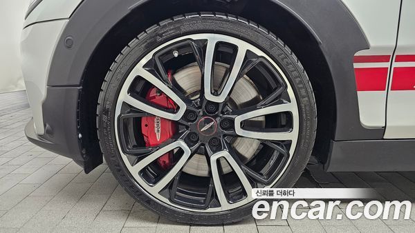 MINI CLUBMAN 2023, фото 4