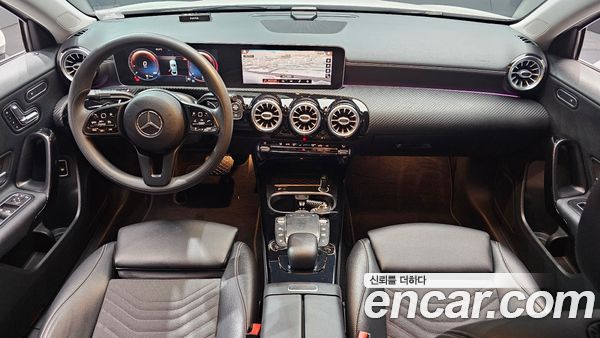 Mercedes-Benz A-Class 2020, фото 10