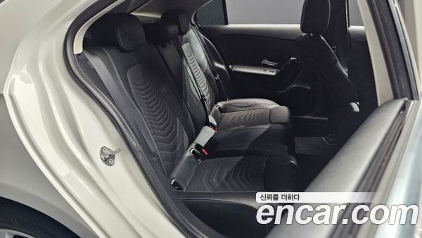 Mercedes-Benz A-Class 2020, фото 17