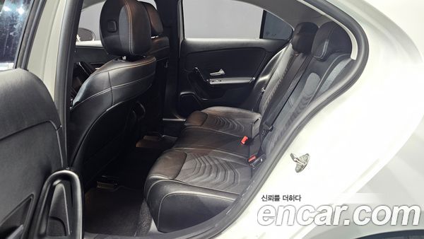 Mercedes-Benz A-Class 2020, фото 18