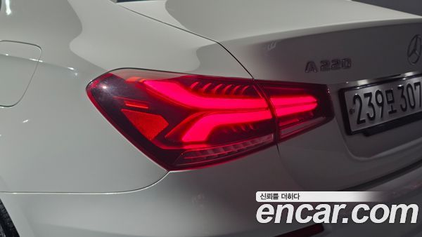 Mercedes-Benz A-Class 2020, фото 9