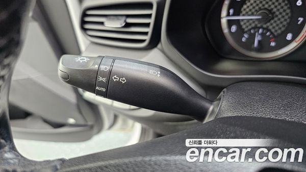 Hyundai Veloster 2020, фото 24