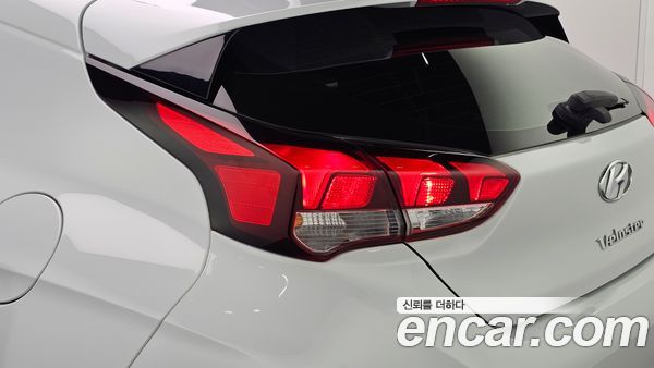 Hyundai Veloster 2020, фото 9