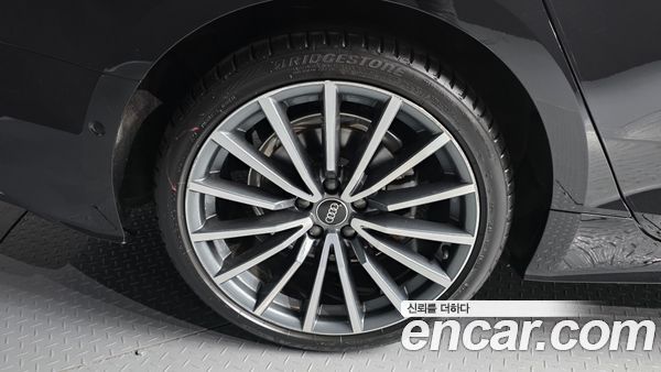 Audi A5 2023, фото 5