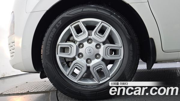 Hyundai Staria 2022, фото 5