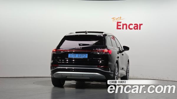 Audi Q4 e-tron 2026, фото 4
