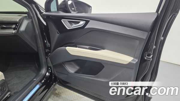 Audi Q4 e-tron 2026, фото 14