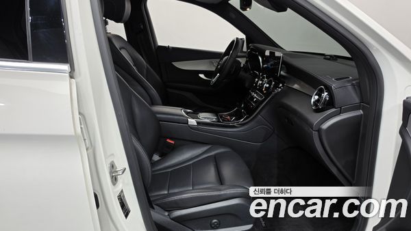 Mercedes-Benz GLC 2021, фото 16